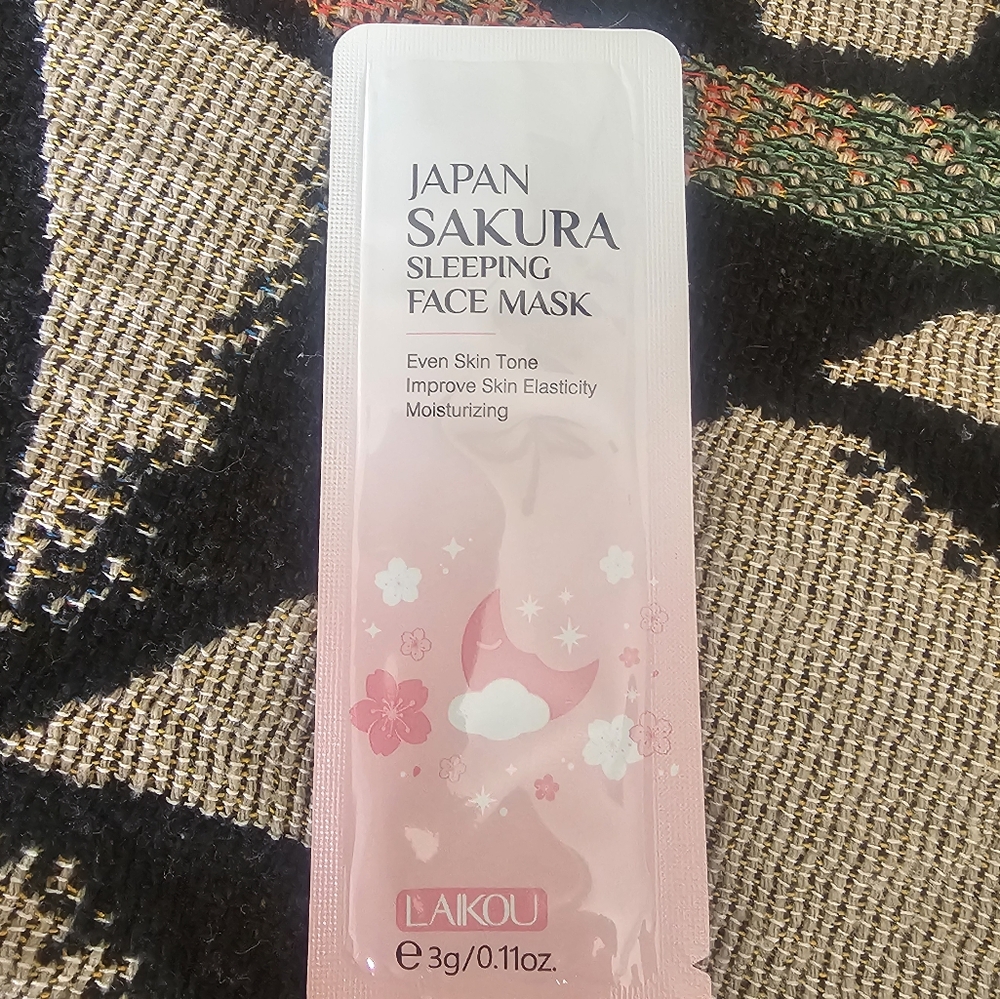 Aiko Sakura Sleeping Face Mask - Soft Pink